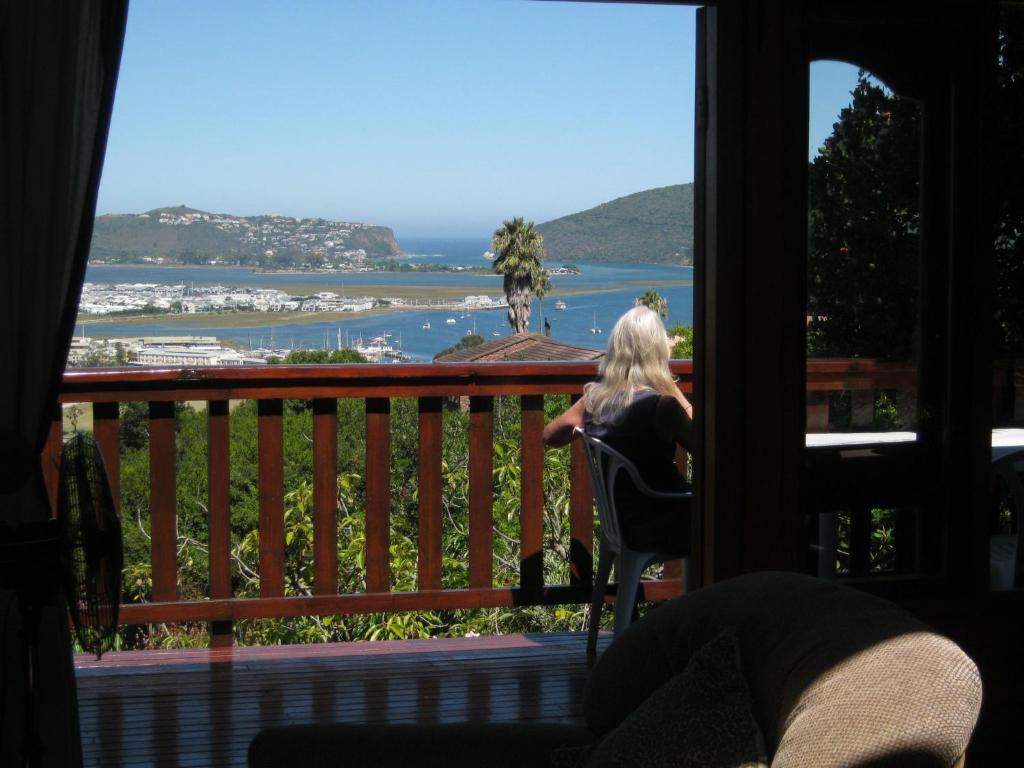 Villa Interlude In Knysna Esterno foto